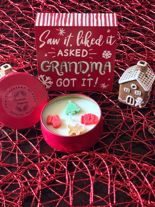 Christmas Memories Tin Candle